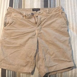 Khaki shorts, just need a little ironing😂
